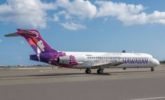 A Boeing 717 that Hawaiian Airlines uses for Hawaii interisland flights.